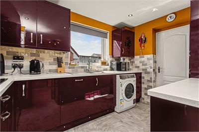 14 Ben Loyal Avenue, Paisley, PA2 7NB - image 2