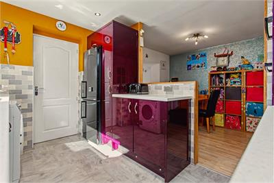 14 Ben Loyal Avenue, Paisley, PA2 7NB - image 3