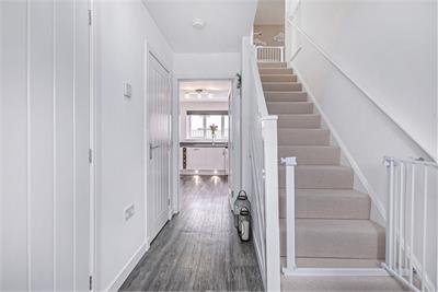 33 Spowart Drive, Dunfermline, KY12 9FP - image 2