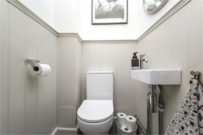 13/12 Caledonian Place, Edinburgh, EH11 2AW - image 11