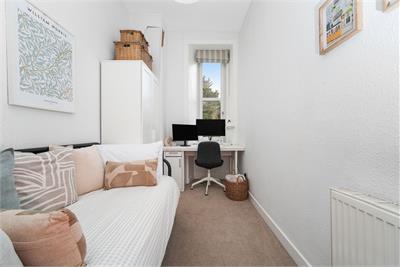 13/12 Caledonian Place, Edinburgh, EH11 2AW - image 10