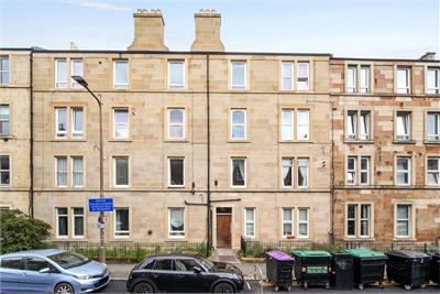 13/12 Caledonian Place, Edinburgh, EH11 2AW - image 1