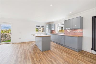 25 Turnhouse Road, Maybury, Edinburgh, EH12 0AX - image 4