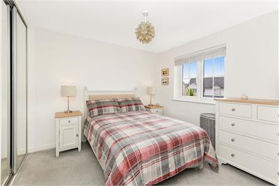8 King's Well Crescent, Broxburn, EH52 5FB - image 11