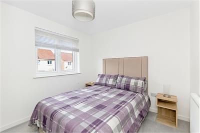 8 King's Well Crescent, Broxburn, EH52 5FB - image 14