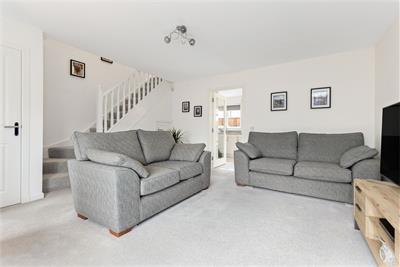 8 King's Well Crescent, Broxburn, EH52 5FB - image 4