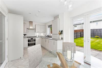 8 King's Well Crescent, Broxburn, EH52 5FB - image 6