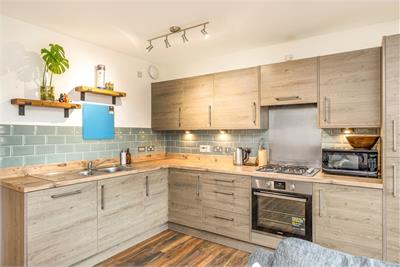 22/4 Anderson Place, Leith, Edinburgh, EH6 5FR - image 4