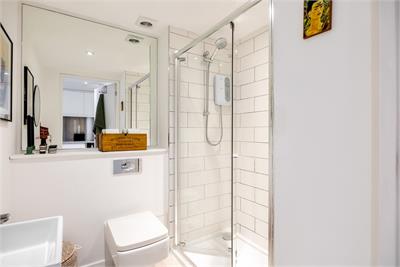 Flat 6, 6 Couper Street, Edinburgh, EH6 6HH - image 9