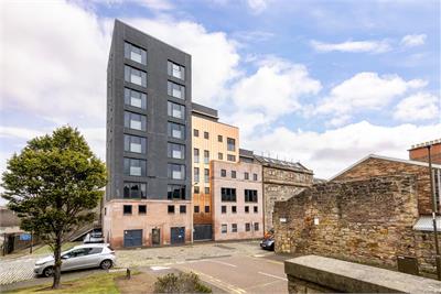 Flat 6, 6 Couper Street, Edinburgh, EH6 6HH - image 1