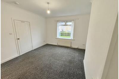 94 McGregor Avenue, Stevenston, KA20 4BJ - image 6