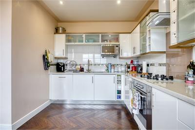 Flat 10, 41 Waterfront Avenue, Edinburgh, EH5 1JD - image 12