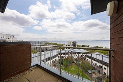 Flat 10, 41 Waterfront Avenue, Edinburgh, EH5 1JD - image 17
