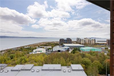 Flat 10, 41 Waterfront Avenue, Edinburgh, EH5 1JD - image 24