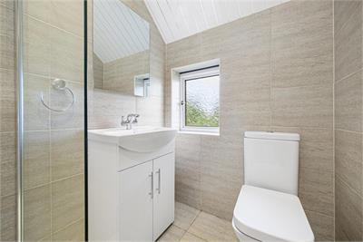 2 Edward Street, Dunfermline, KY12 0JL - image 12