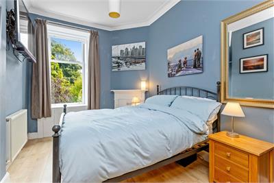 3 (2F1), Millar Place, Morningside, Edinburgh, EH10 5HJ - image 6