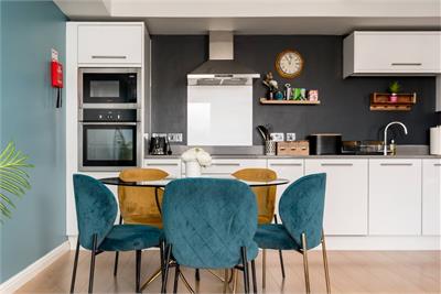 Flat 10, 48 Annandale Street, Edinburgh, EH7 4FA - image 9