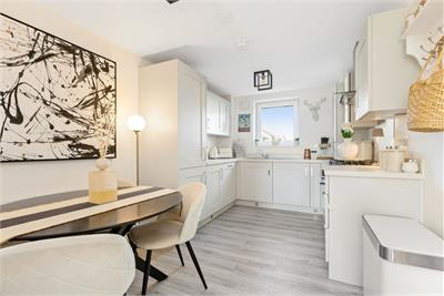 1 (flat 4), St Aidens Road, Craigmillar, Edinburgh, EH16 4UR - image 4