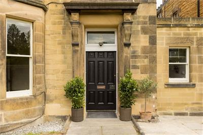 9 (1F) Queensferry Terrace, Ravelston, Edinburgh, EH4 3EQ - image 2