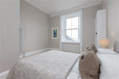 9 (1F) Queensferry Terrace, Ravelston, Edinburgh, EH4 3EQ - image 13