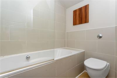 3/3 Randolph Cliff, West End, Edinburgh, EH3 7TZ - image 16