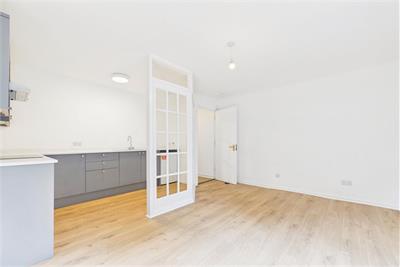 Flat 27 Glen Lednock Drive, Craigmarloch View, Cumbernauld, G68 0EJ - image 9