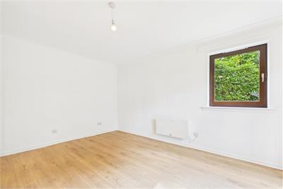 Flat 27 Glen Lednock Drive, Craigmarloch View, Cumbernauld, G68 0EJ - image 10