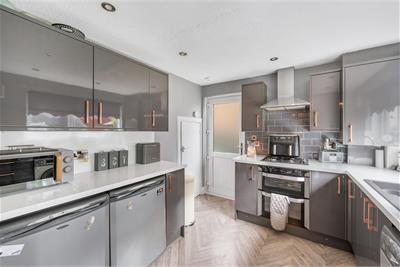 33 Dalcross Way, Dunfermline, KY12 7RT - image 5