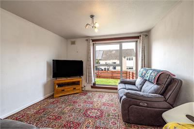 32 Hartrigge Crescent, Jedburgh, TD8 6HT - image 2
