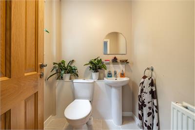 32 Hartrigge Crescent, Jedburgh, TD8 6HT - image 12