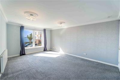 20 Wemyss Point, Undercliff Road, Wemyss Bay, PA18 6AQ - image 3
