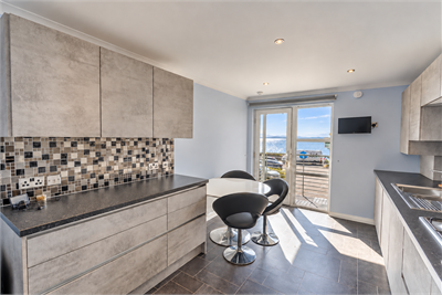 20 Wemyss Point, Undercliff Road, Wemyss Bay, PA18 6AQ - image 6