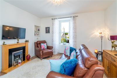 12 The Loan, Loanhead, Midlothian EH20 9AF - image 2