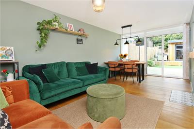 28 Lady Nairne Crescent, Duddingston, Edinburgh, EH8 7PF - image 4