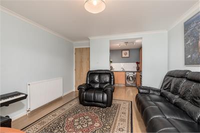 53/1 Stenhouse Gardens, Edinburgh, EH11 3LS - image 3