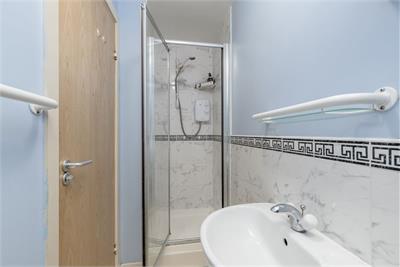 53/1 Stenhouse Gardens, Edinburgh, EH11 3LS - image 6