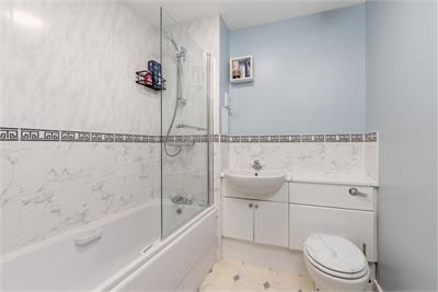 53/1 Stenhouse Gardens, Edinburgh, EH11 3LS - image 8