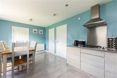 42 Millcraig Place, Winchburgh, EH52 6WH - image 4