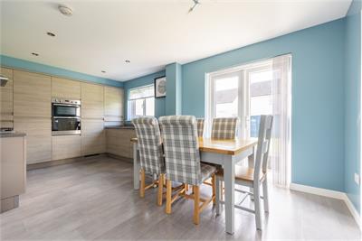 42 Millcraig Place, Winchburgh, EH52 6WH - image 6