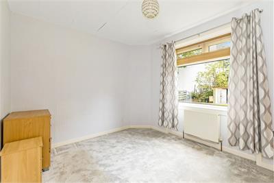2/1 Hawkhill Avenue, Lochend, Edinburgh, EH7 6BX - image 11