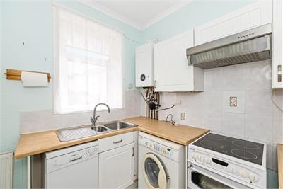 2/1 Hawkhill Avenue, Lochend, Edinburgh, EH7 6BX - image 6