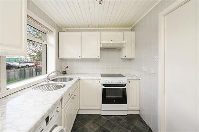 33/1 Gracemount Drive, Edinburgh, EH16 6RW - image 9