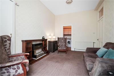 136/5 Duke Street, EDINBURGH, EH6 8HR - image 2