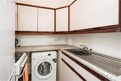 136/5 Duke Street, EDINBURGH, EH6 8HR - image 4