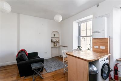 2f4, 2 Sciennes House Place, Edinburgh, EH9 1NW - image 2