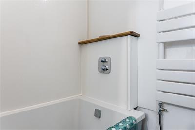 2f4, 2 Sciennes House Place, Edinburgh, EH9 1NW - image 17