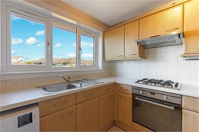 16a Cantlie Place, Rosyth, Dunfermline, KY11 2HN - image 12