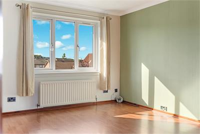 16a Cantlie Place, Rosyth, Dunfermline, KY11 2HN - image 7