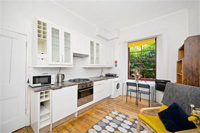9/2 Sciennes House Place, Edinburgh, EH9 1NN - image 3