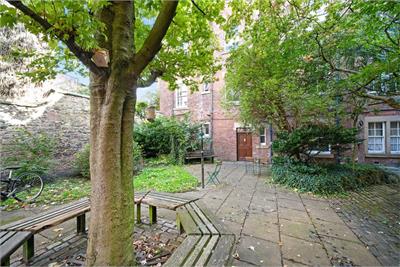 9/2 Sciennes House Place, Edinburgh, EH9 1NN - image 8
